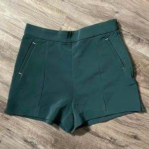 H&M green high waisted shorts